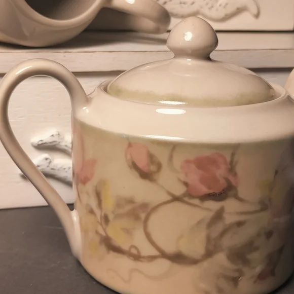 222 FIFTH CREAM & SUGAR⭐ - Picture 10 of 10